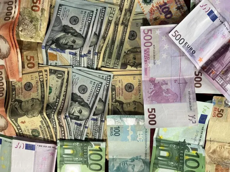 Płaca minimalna 7 046,45 zł od 2027 r.?