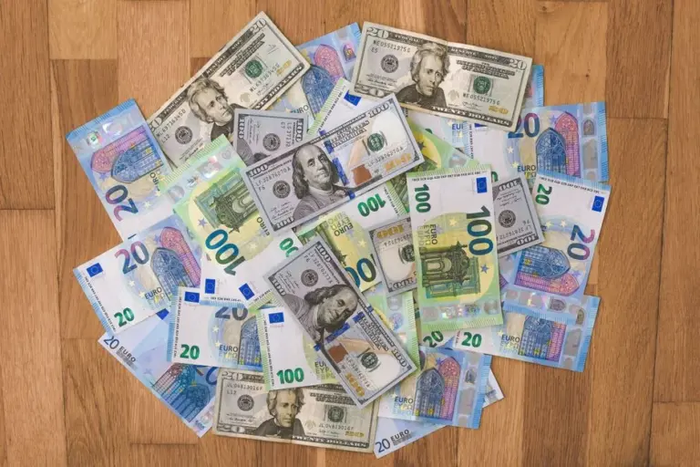 Poranny przegląd kursów walut – 23.07.2026